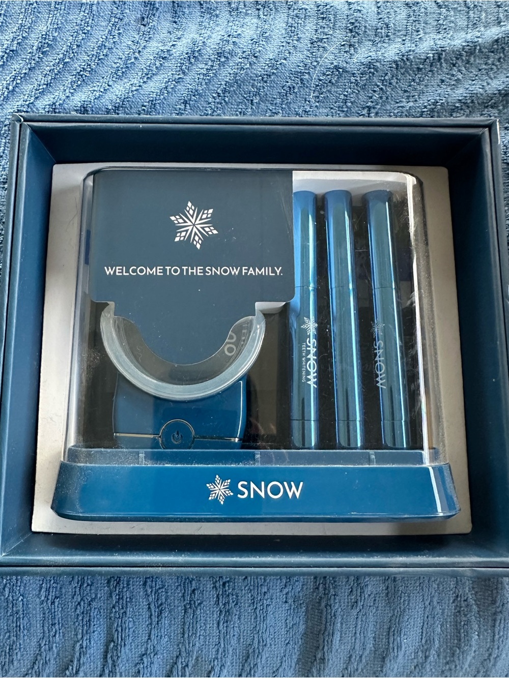SNOW Wireless Teeth Whitening Kit - Blue NIB